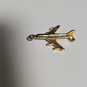 Elegant Gold Airplane Pendant​